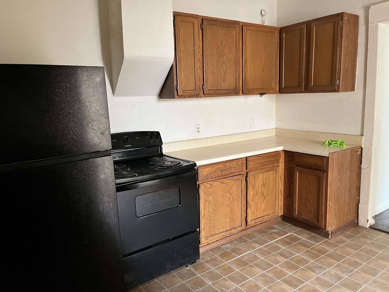 1334 W Market St #1 - Photo 7 of 9