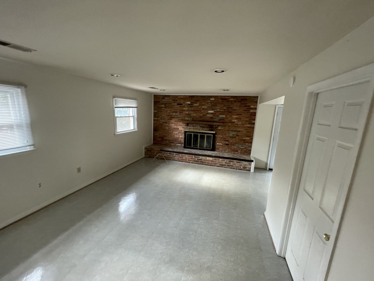 2652 Falmouth Ct #1 - Photo 5 of 10