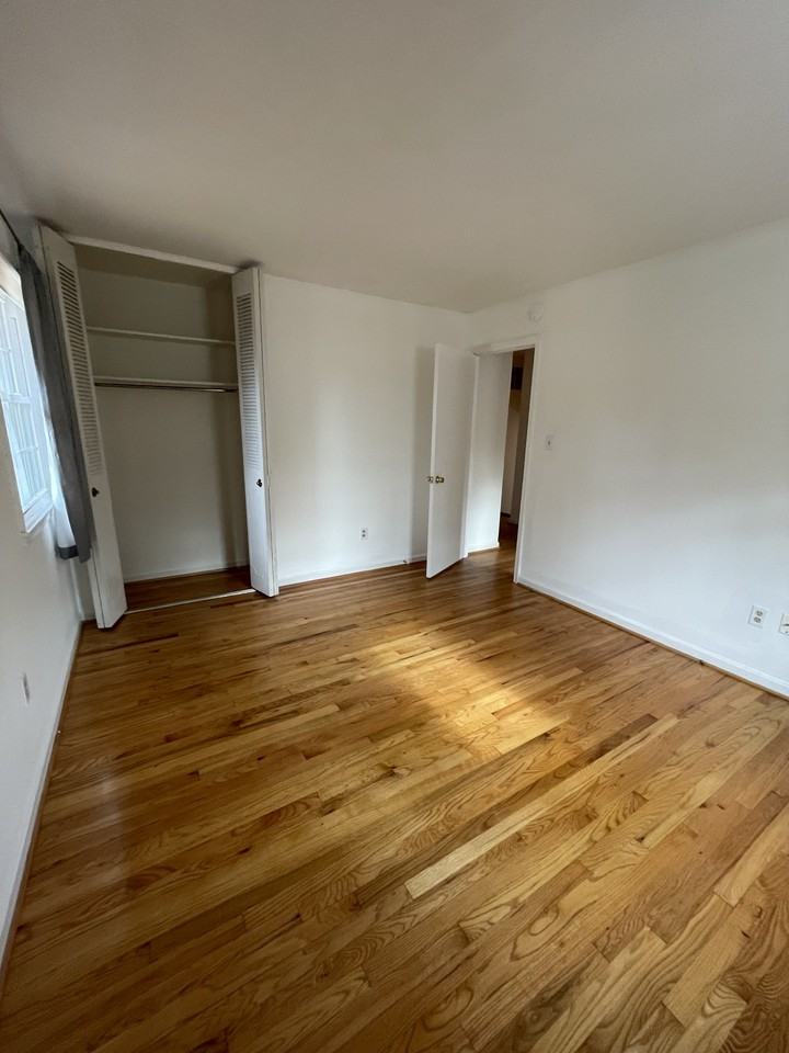 2652 Falmouth Ct #1 - Photo 7 of 10