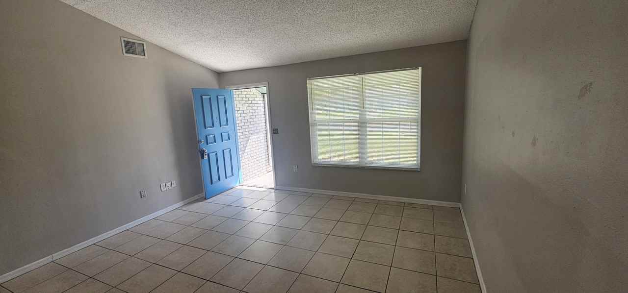 3501 Seven Springs Blvd #1 - Photo 3 of 24