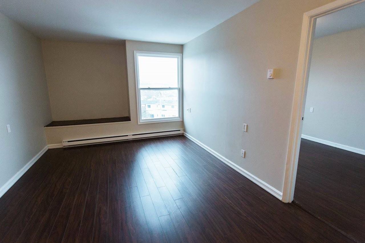 Keane Place Apartments - Photo 4 of 6