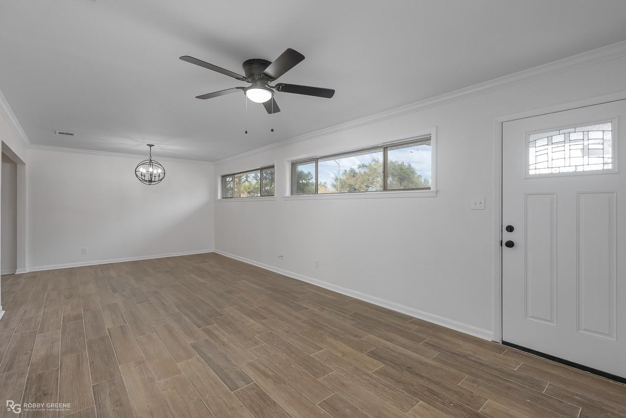 1522 Captain Shreve Dr #NA - Photo 3 of 29