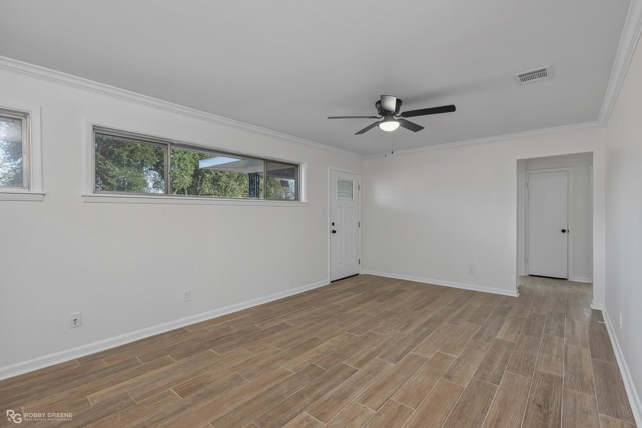 1522 Captain Shreve Dr #NA - Photo 4 of 29