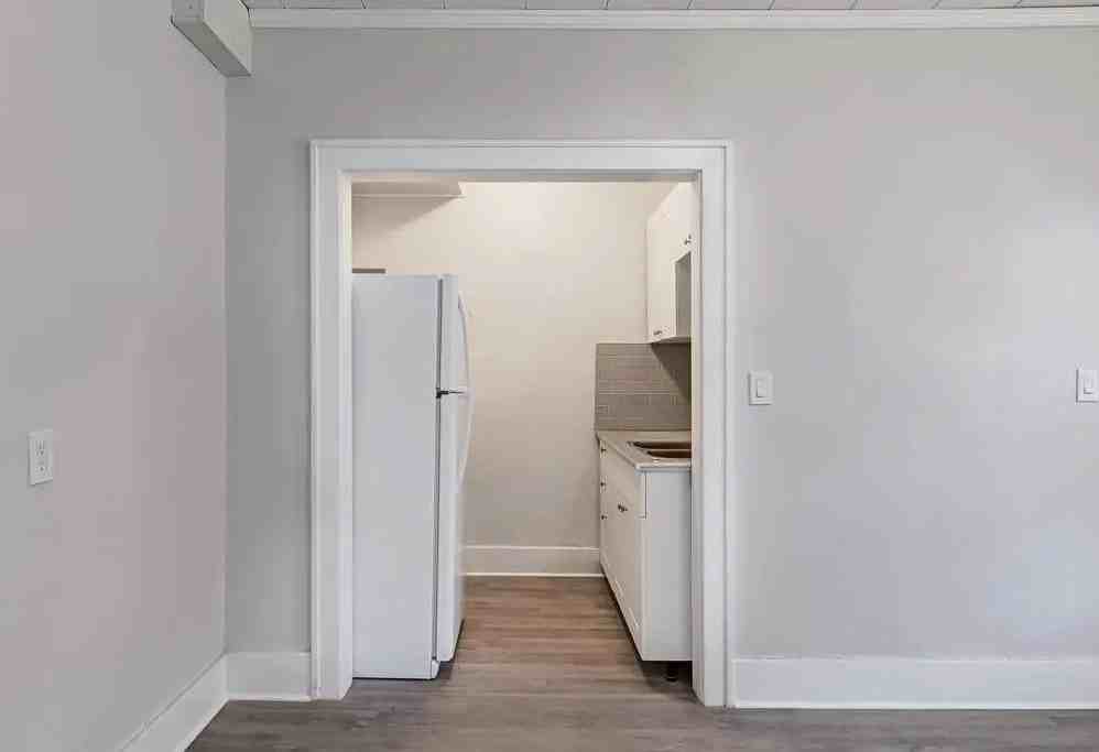 Granville Apartments - Photo 7 of 23