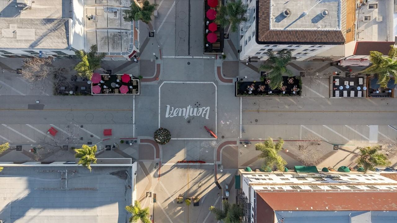 436 Poli St #402 - Photo 2 of 29