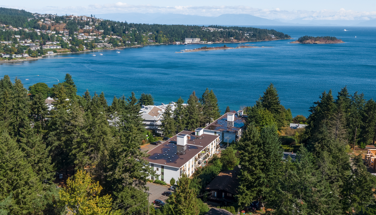 Debaren Apartments - Photo 2 of 8