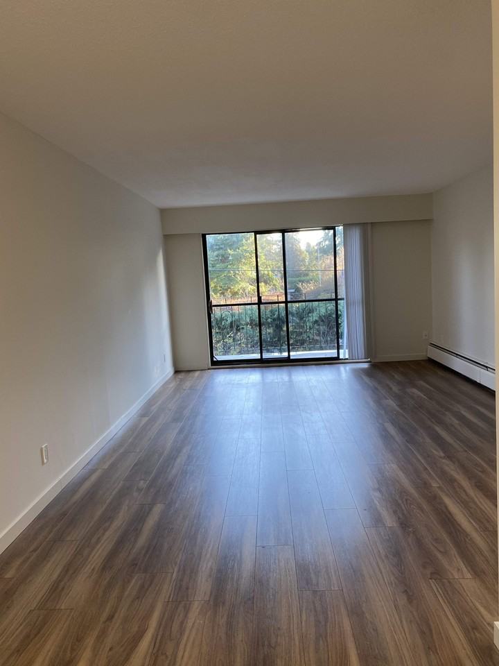 Debaren Apartments - Photo 7 of 8