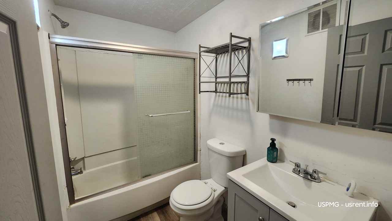 225 Harrison Ave #2 - Photo 6 of 16