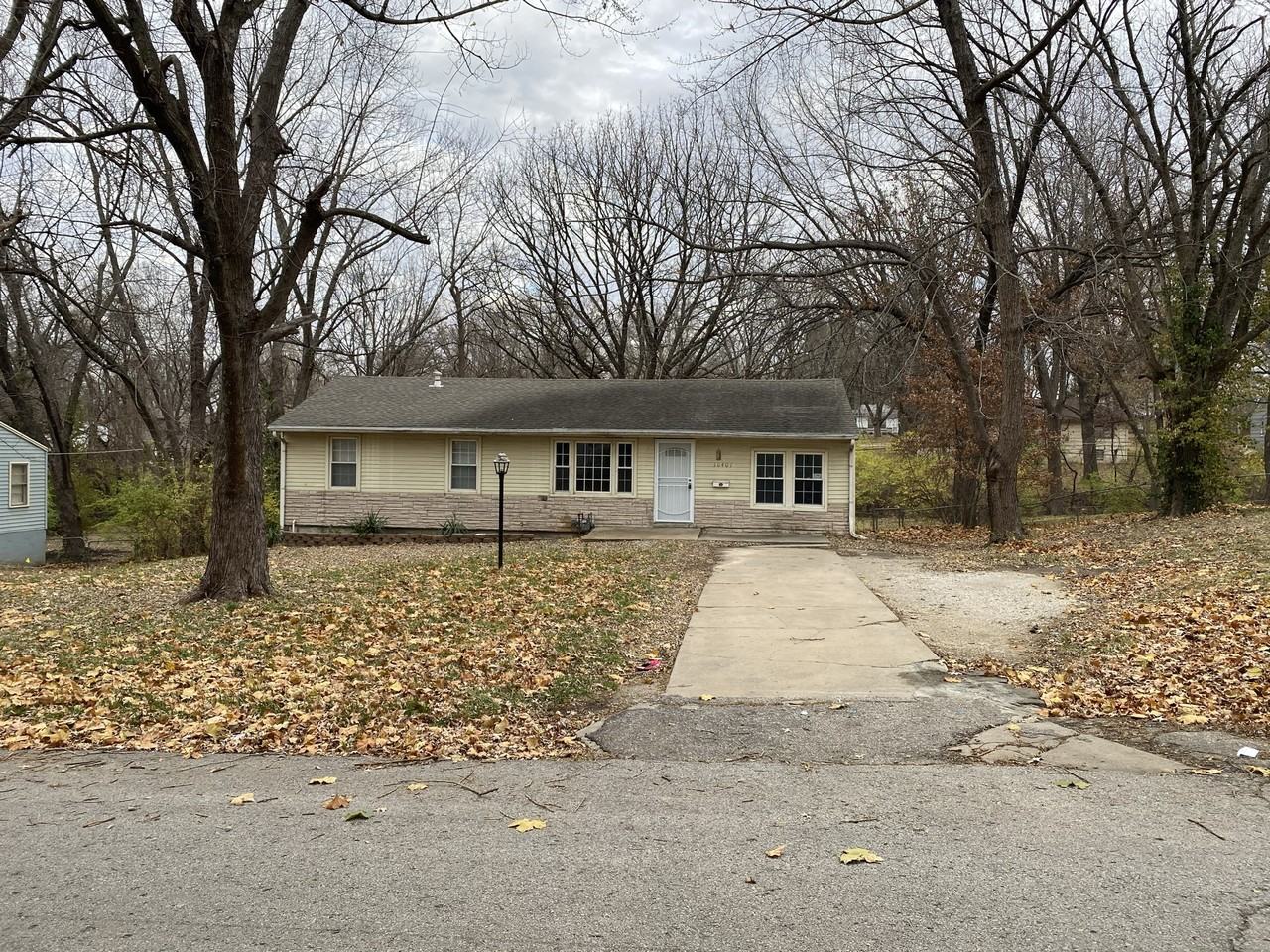 10401 Richmond Ave #1 - Photo 2 of 19