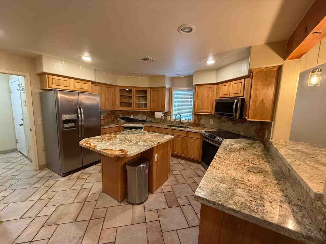 2214 S Terrace Way - Photo 5 of 28