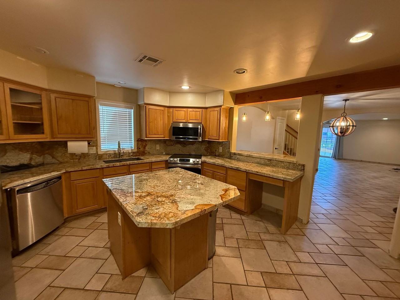 2214 S Terrace Way - Photo 7 of 28