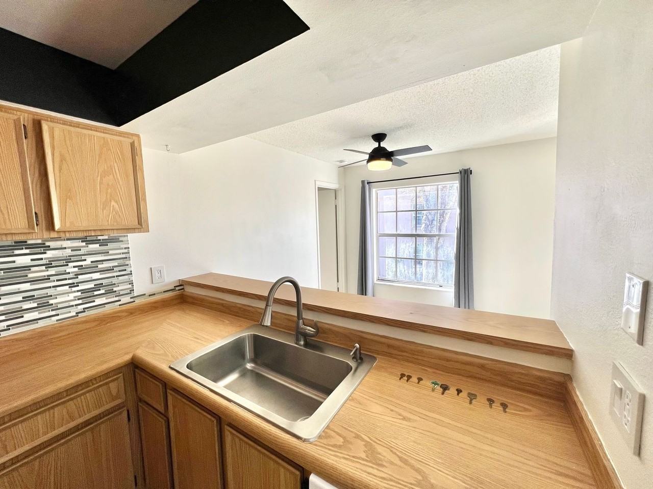 2981 Bonaventure Cir #201 - Photo 6 of 24