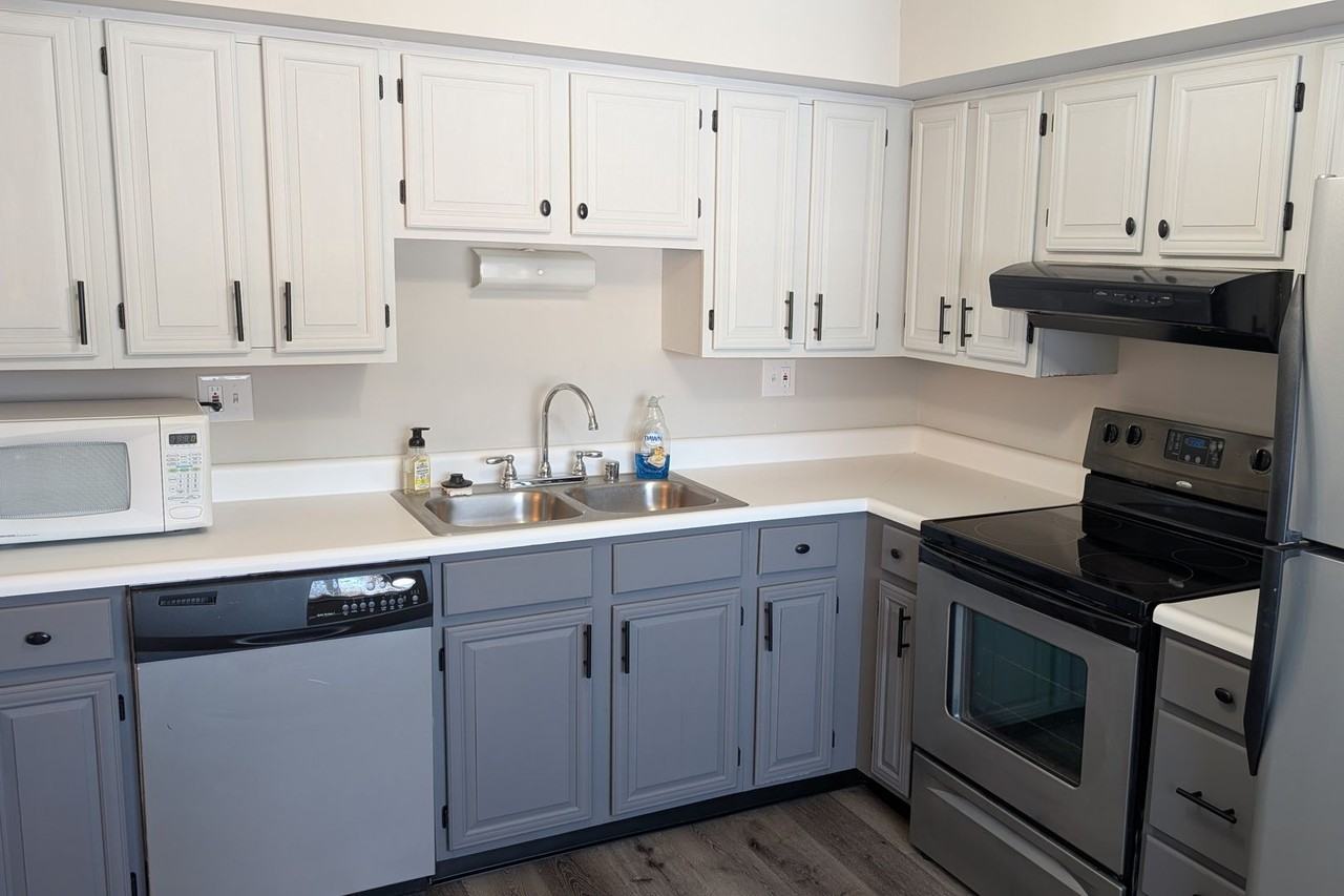 129 Long Meadow Ct - Photo 2 of 15