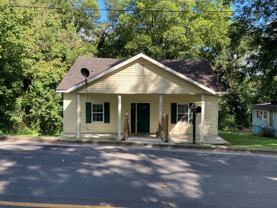 224 Couper St Ne - Photo 1 of 1