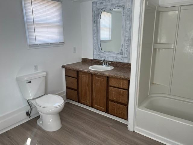 1114 N Park St #1 - Photo 6 of 19