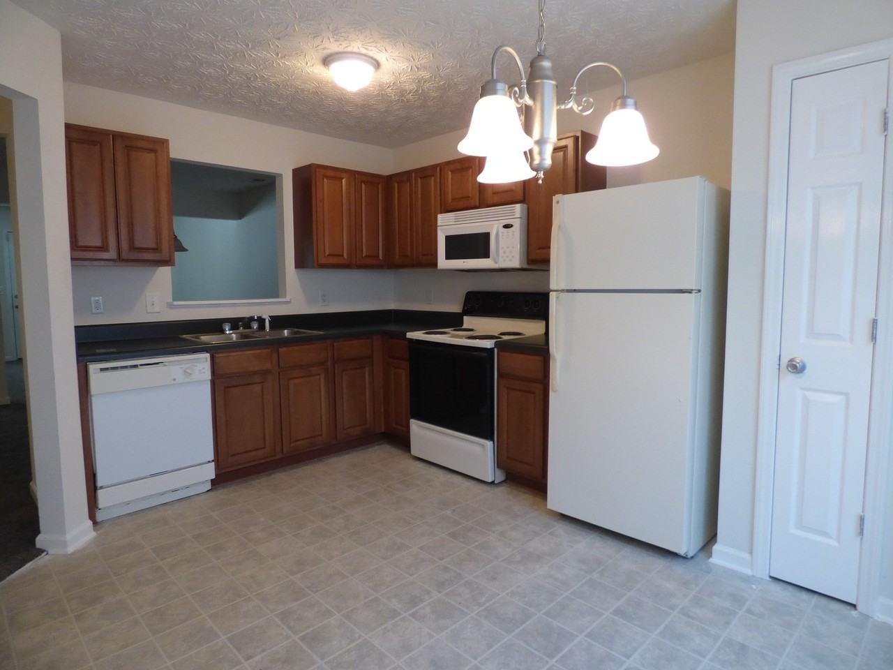 158 Meadowlark Pl - Photo 4 of 13