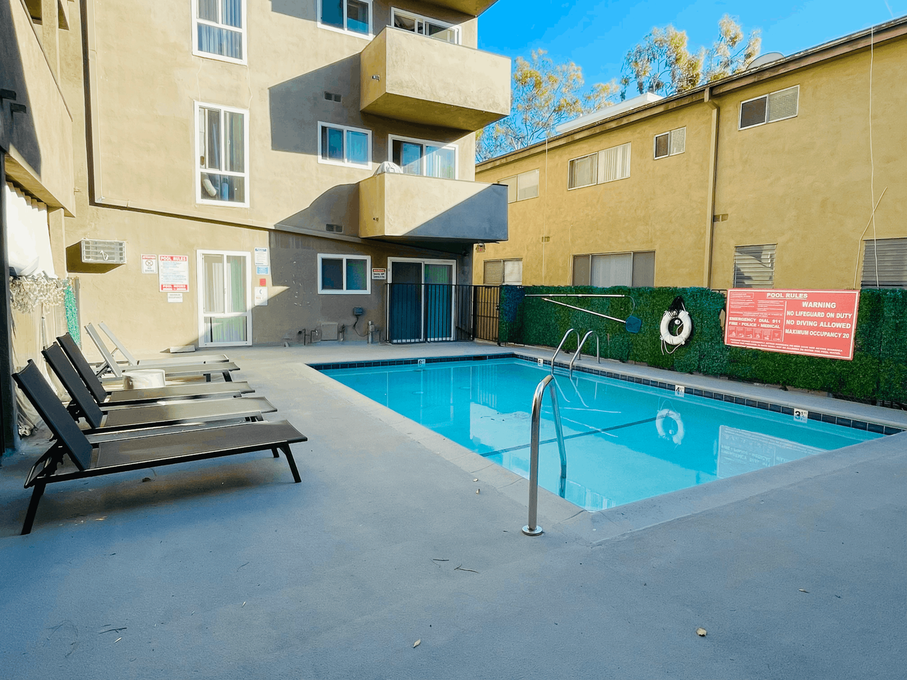 1944 Whitley Ave. - Photo 7 of 10