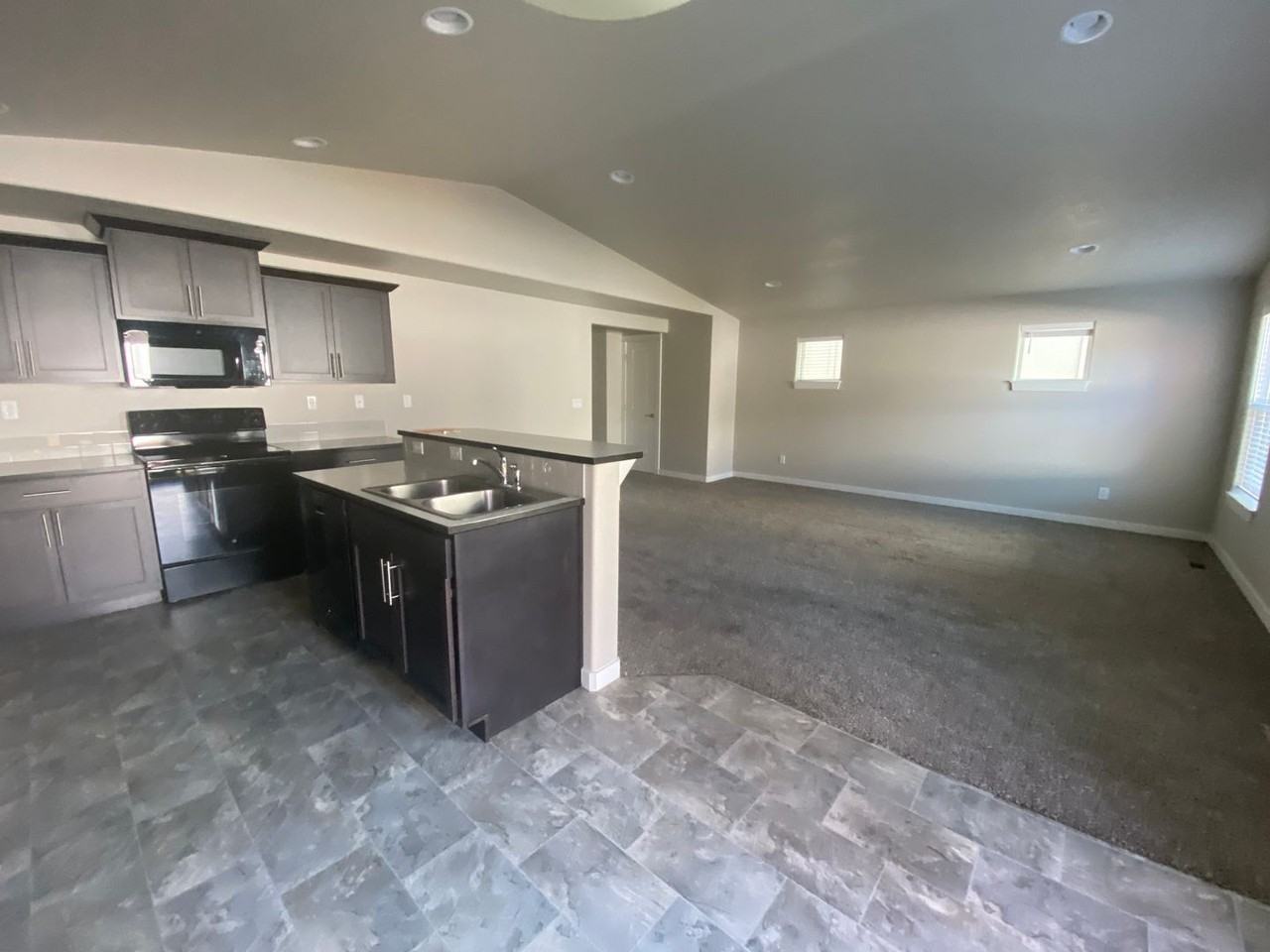 61539 Aaron Way - Photo 2 of 20