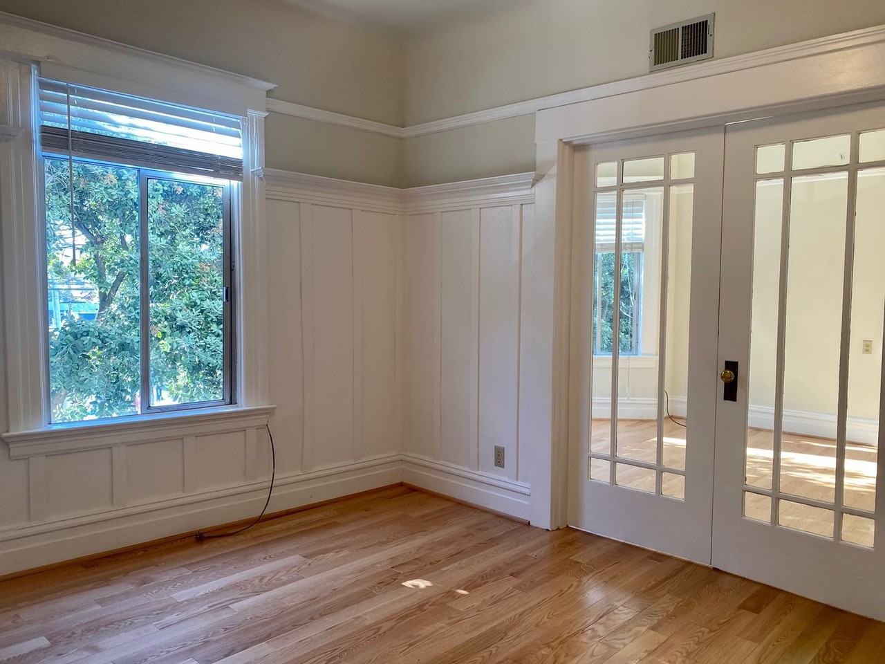 503 Cortland Ave - Photo 4 of 23