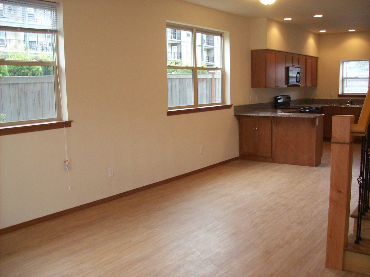 Hooge House - Photo 5 of 14