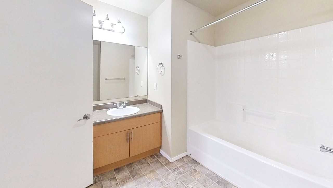 University Place Apartments - Photo 7 of 10