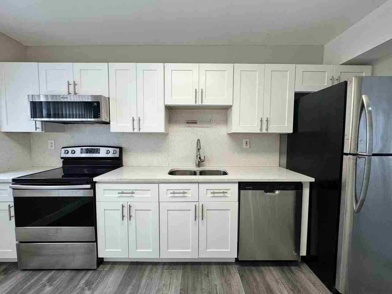 ACS 1041 LLC - Photo 3 of 18