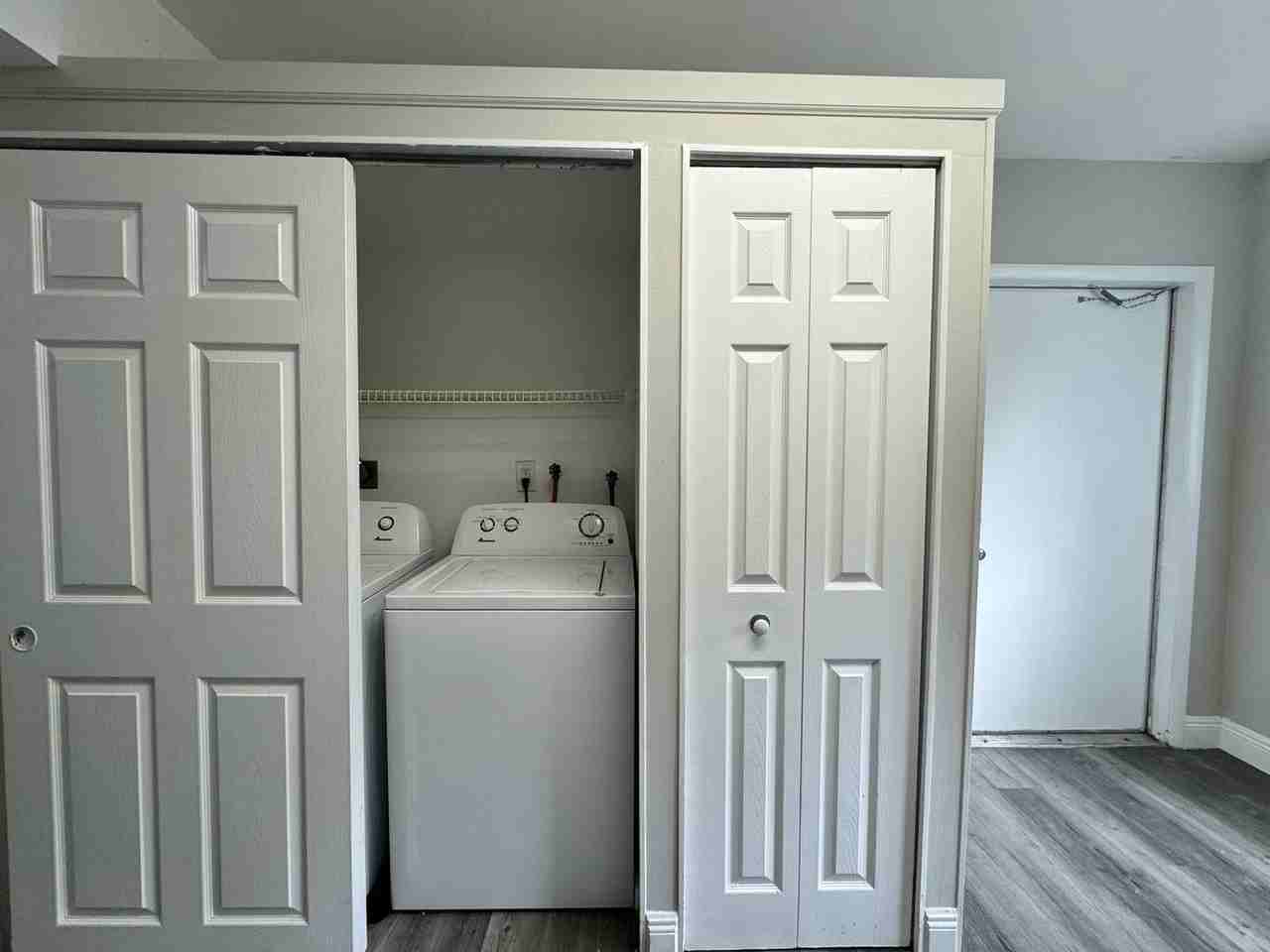 ACS 1041 LLC - Photo 4 of 18