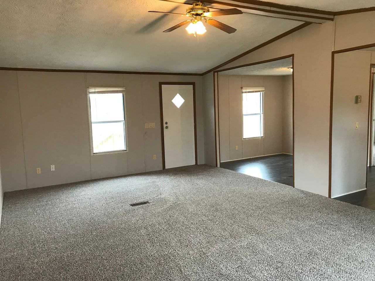 813 Southside Rd - Photo 2 of 22