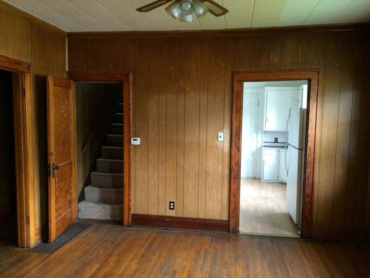 408 Newell St - Photo 3 of 11