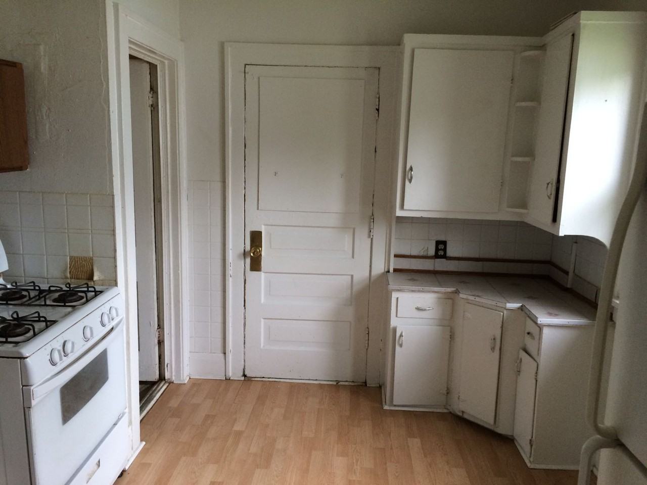 408 Newell St - Photo 5 of 11