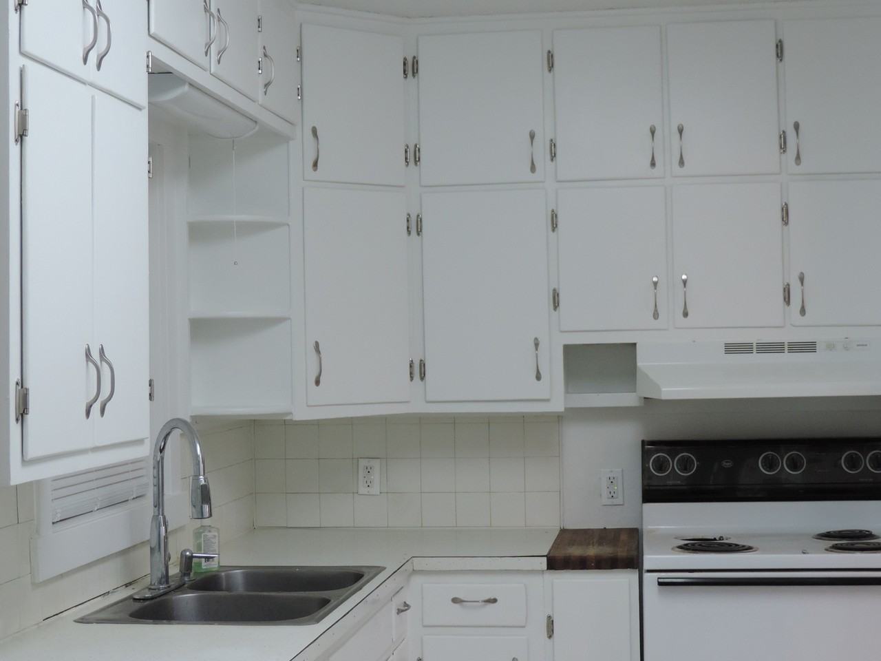 606 Laurel St - Photo 5 of 14