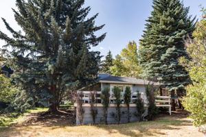 featured image of 2164 Three Kings Ct