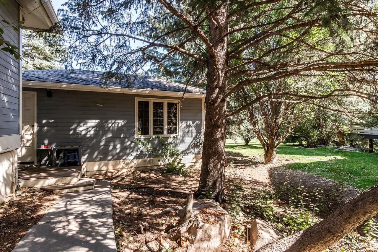 2164 Three Kings Ct - Photo 2 of 23