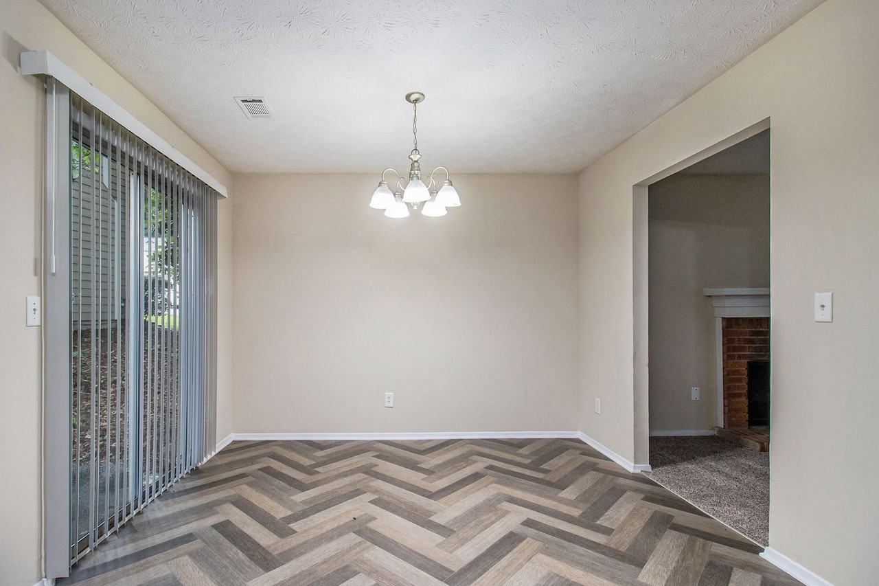 1254 Wellhouse Walk - Photo 7 of 21