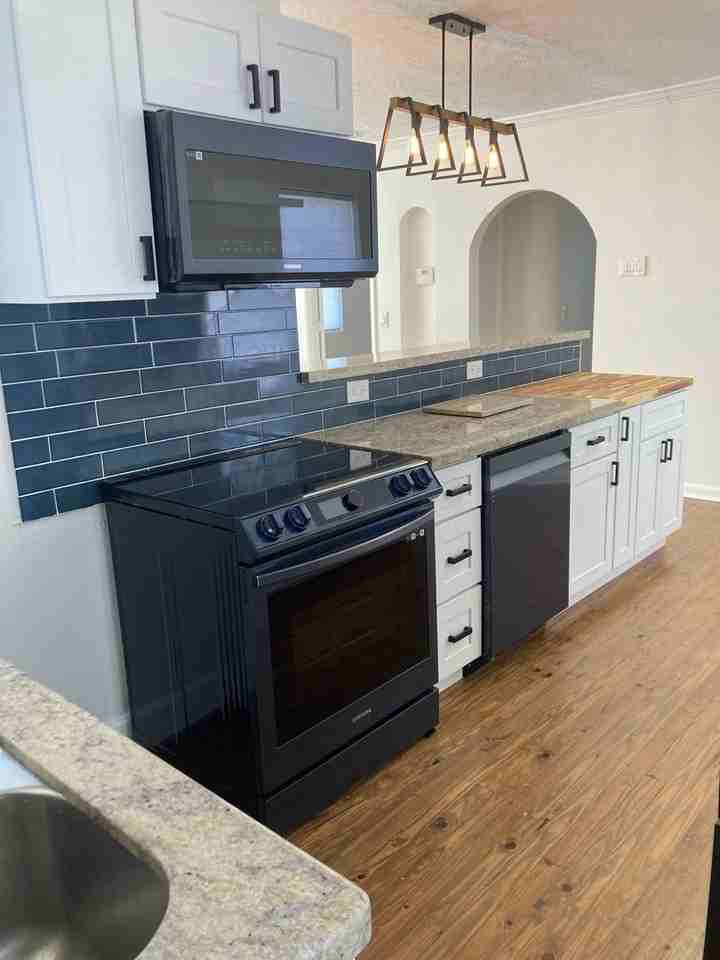 5101 Spruce Ave - Photo 7 of 26