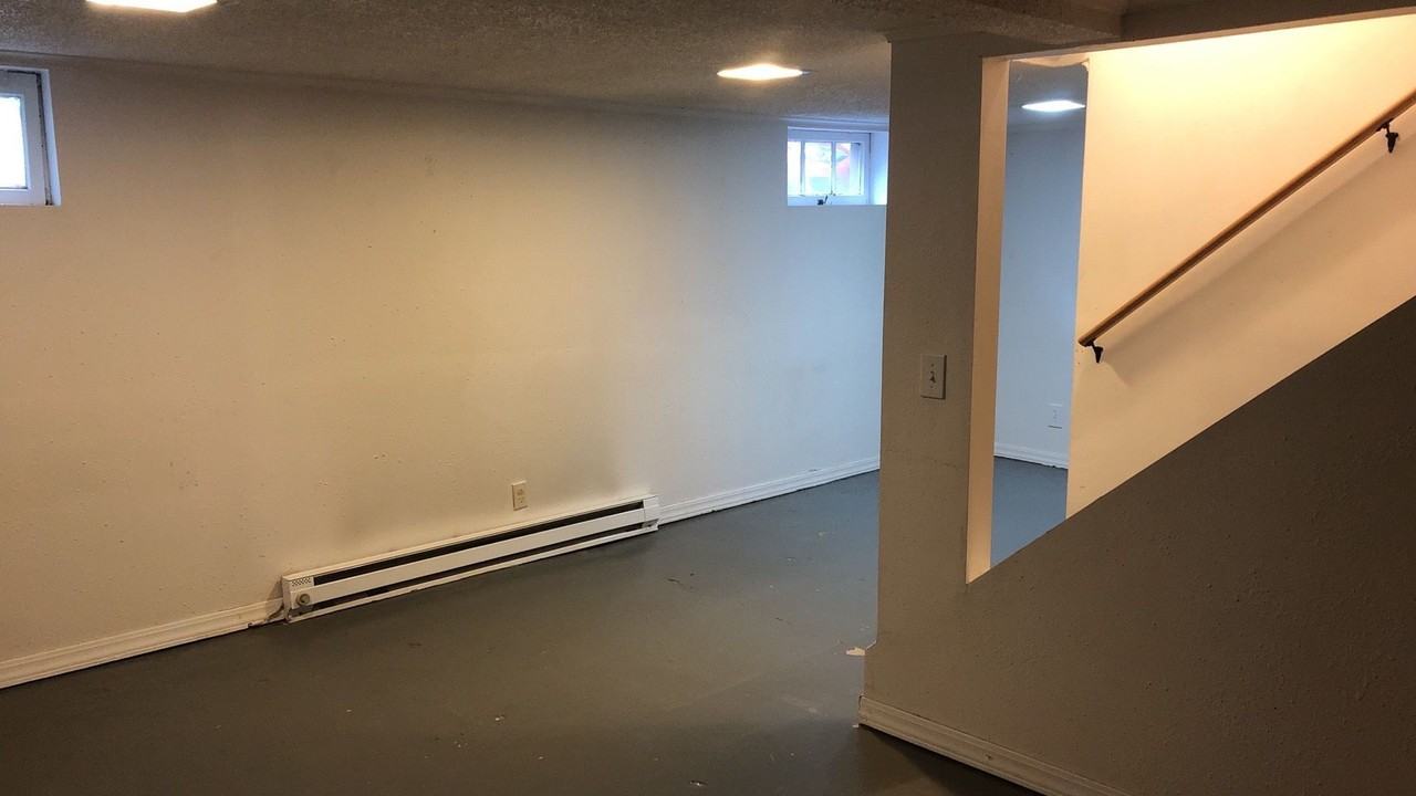 1255 Nw Davis Way - Photo 7 of 47