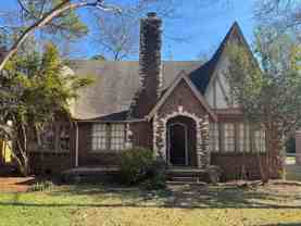 3349 Lexington Rd - Photo 1 of 1