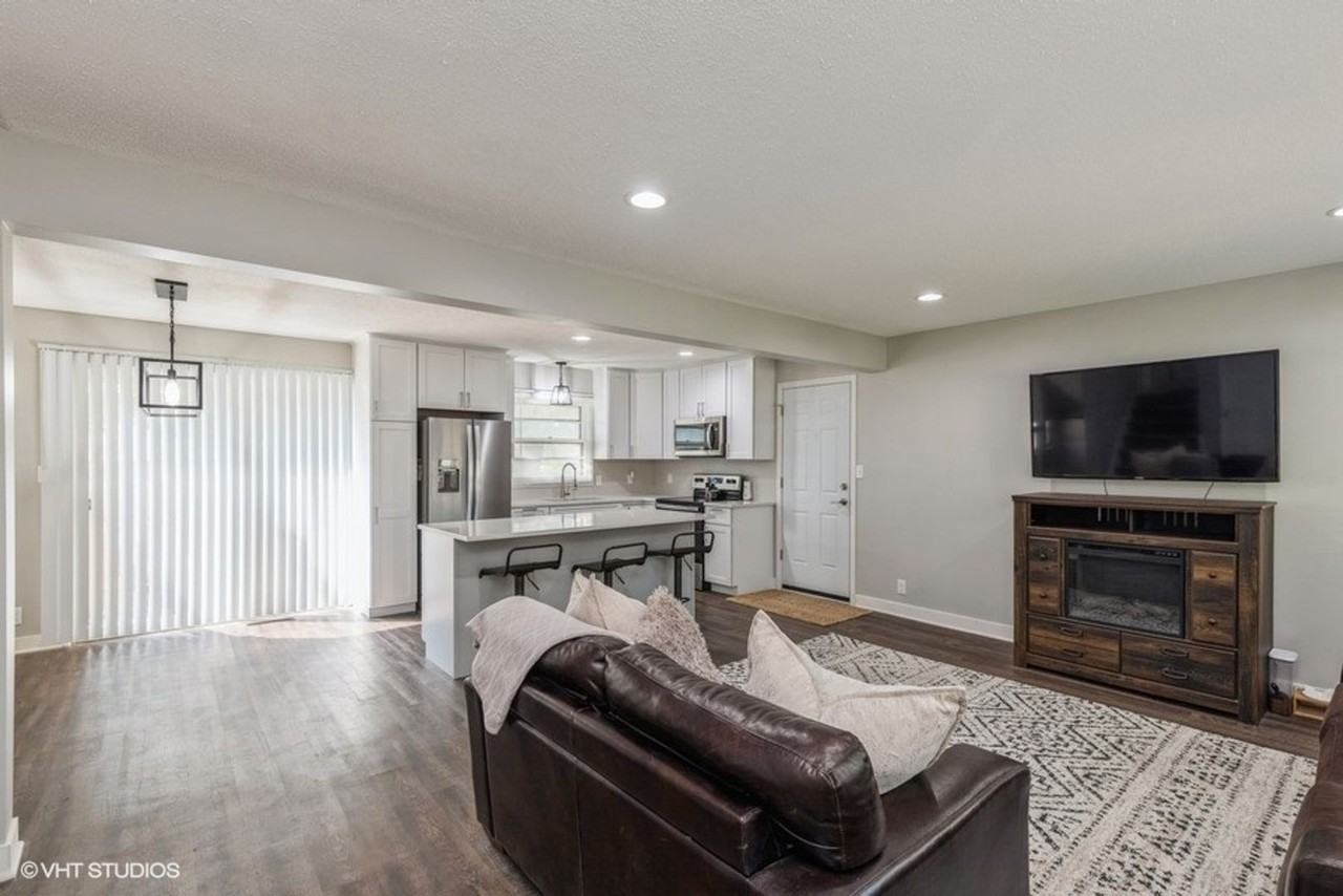 513 Nw 9th St - Photo 2 of 15