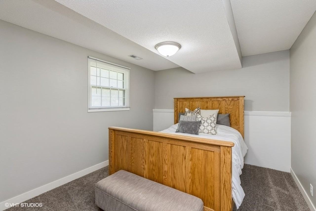 513 Nw 9th St - Photo 6 of 15