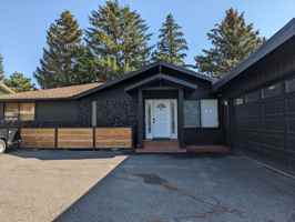 featured image of 250 Nw Sunrise Dr