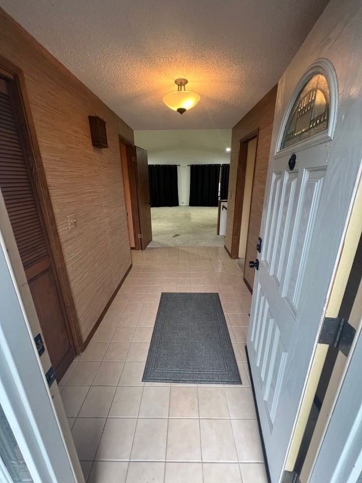 250 Nw Sunrise Dr - Photo 5 of 21