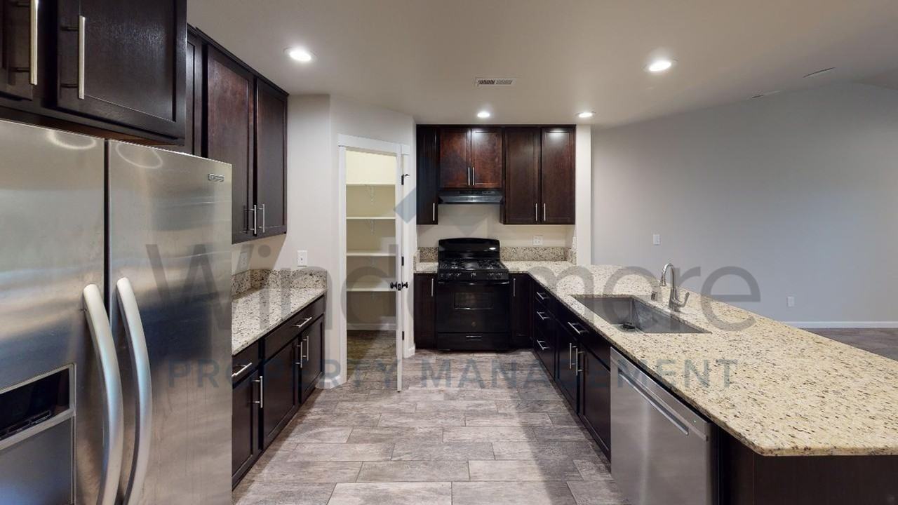 41 Nw Evans Ave - Photo 4 of 18