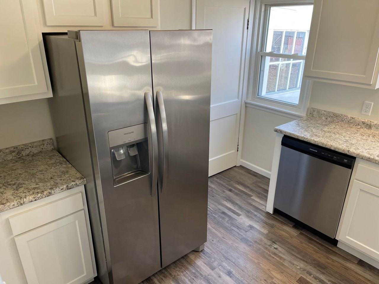 1903 Central St - Photo 6 of 10