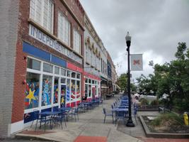 featured image of 452 2nd St #1