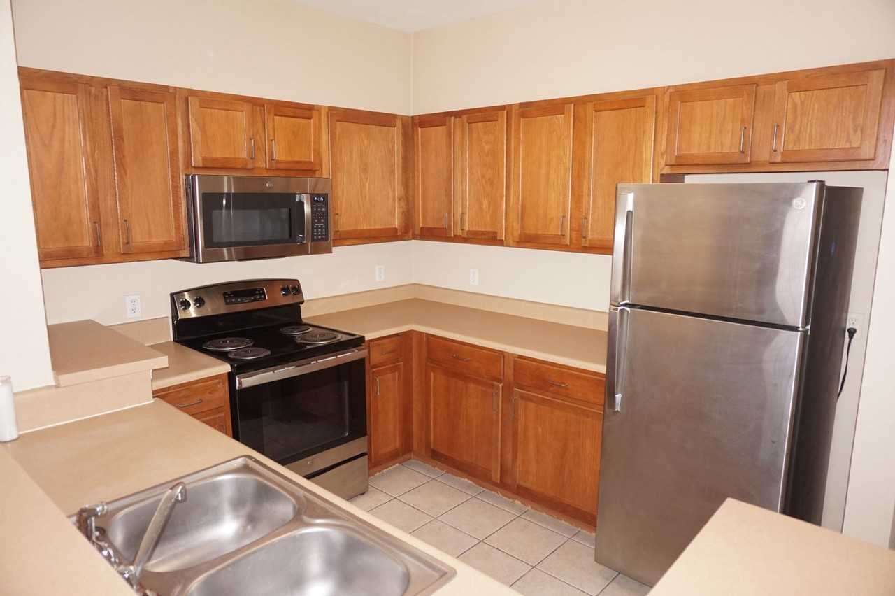 8124 Claire Ann Dr #201 - Photo 6 of 8