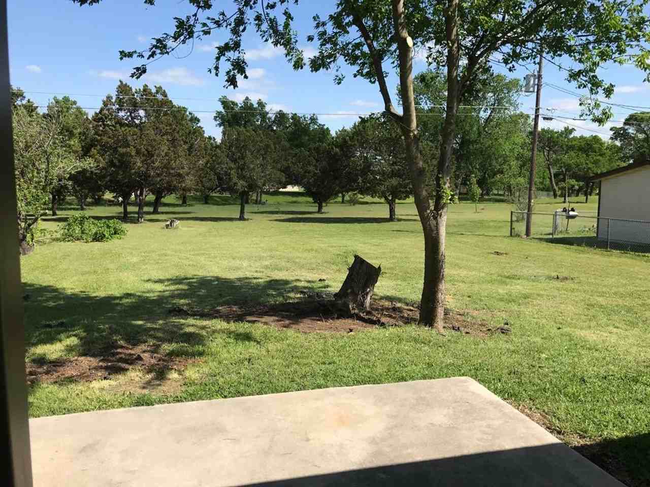 2602 Ridglea Ct - Photo 7 of 8