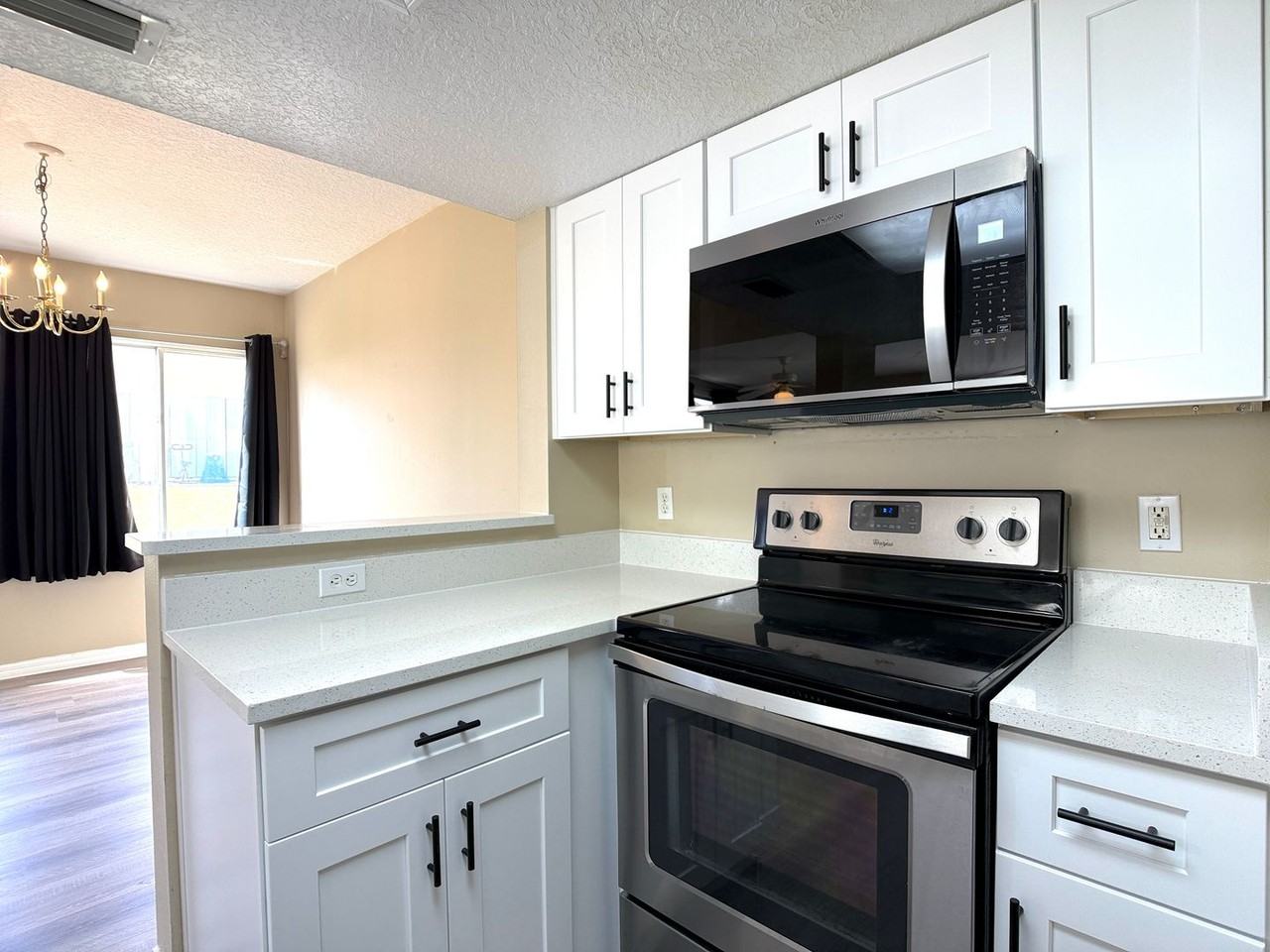 501 Coconut Palm Way - Photo 5 of 45