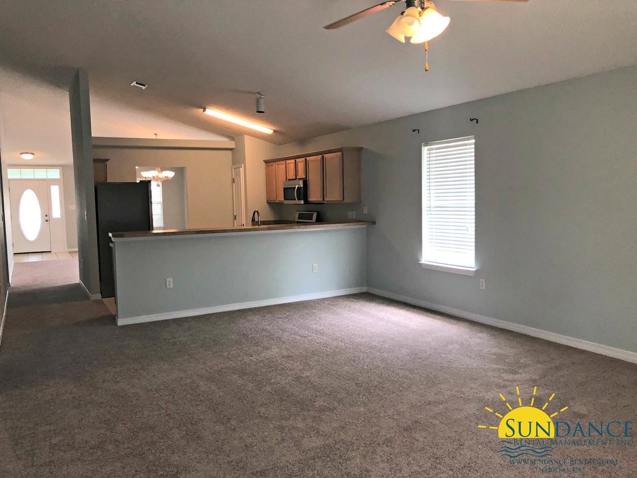 138 S Harborview Rd - Photo 4 of 13