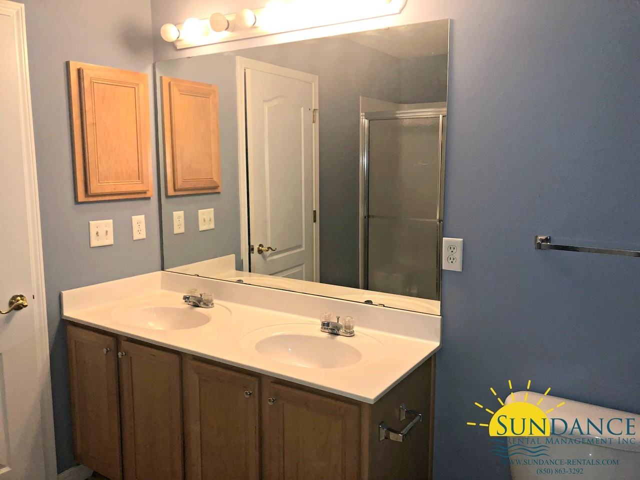 138 S Harborview Rd - Photo 6 of 13