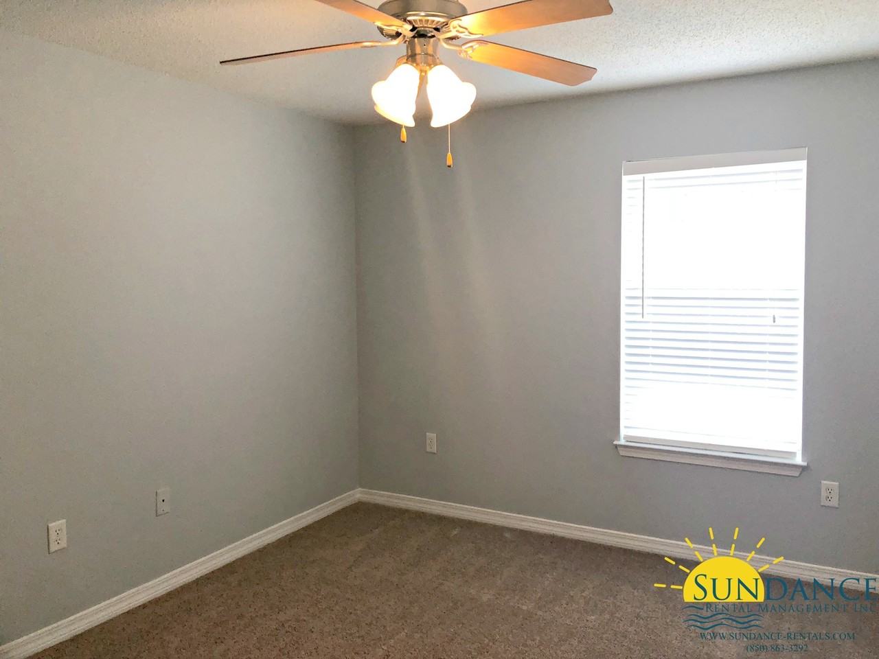 138 S Harborview Rd - Photo 7 of 13